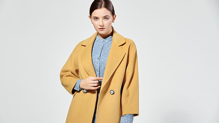 BLSS布倫圣絲-米色立領裝